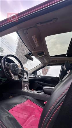 جیپ گراند شیرۆکی